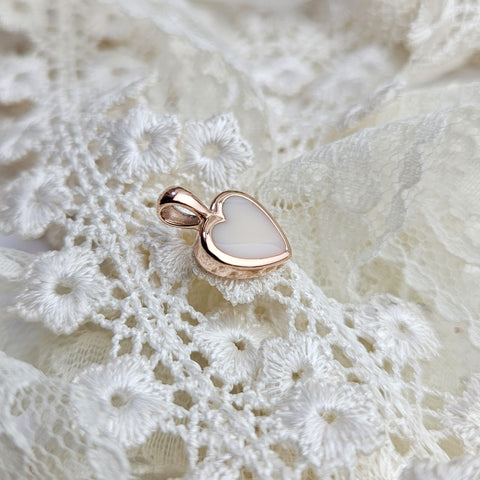 Lovella, Heart DNA Pendant